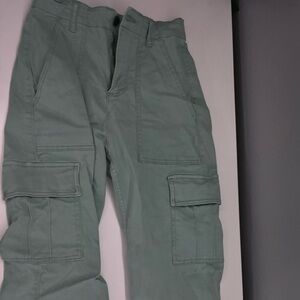 Hollister Women’s XS High Rise Green Cargo Pants